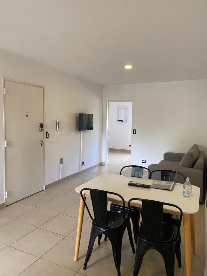 Apartment Mendoza Ezeiza Airport *