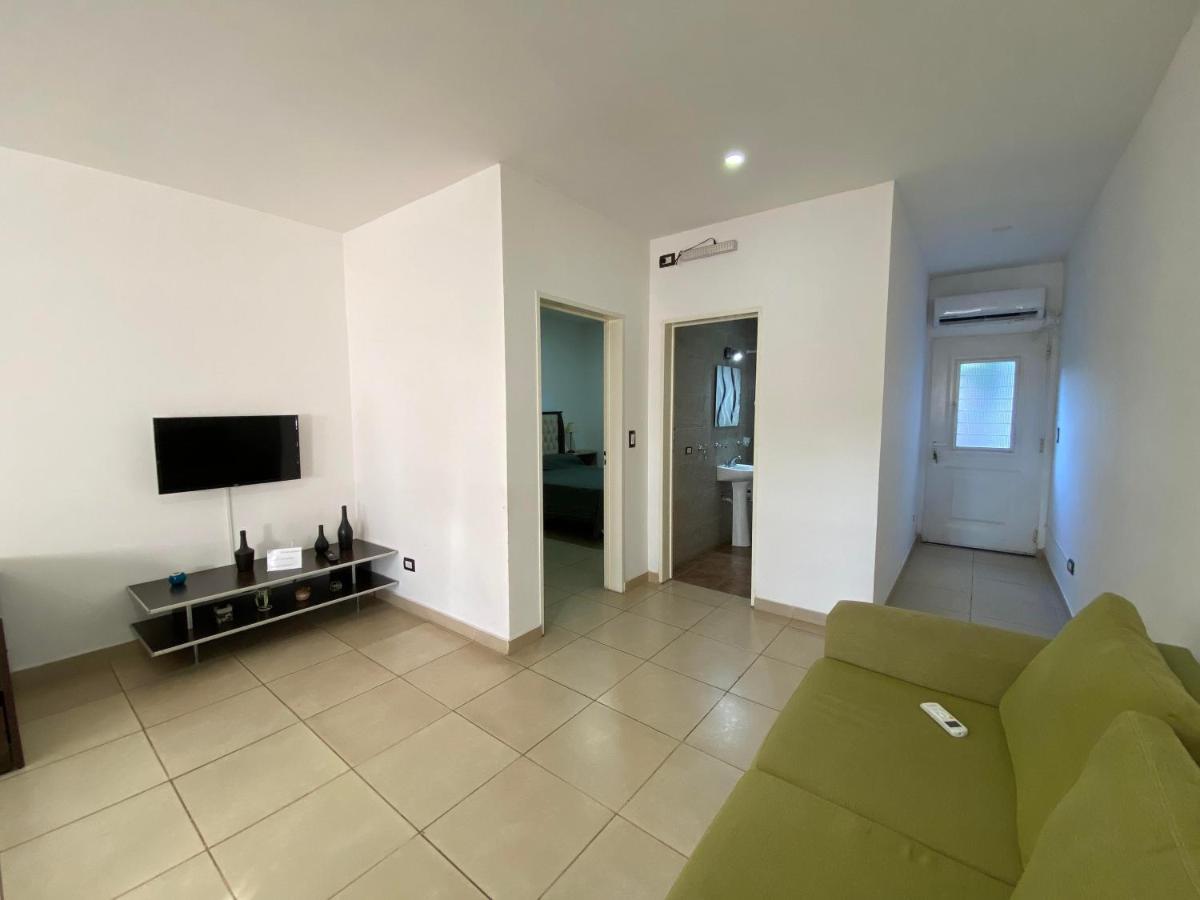 Mendoza Ezeiza Airport Apartment *